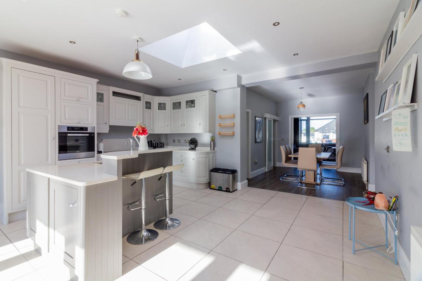 Gasthuis Guestready - Restful In Drimnagh *